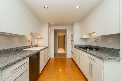 Photo 6 at 602 - 1550 W 15th Avenue, Fairview VW, Vancouver West