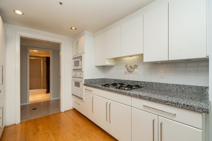 Photo 5 at 602 - 1550 W 15th Avenue, Fairview VW, Vancouver West