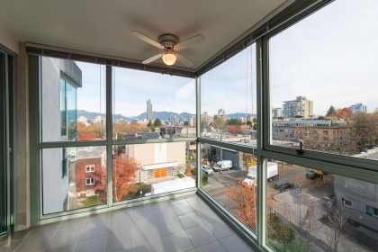 Photo 8 at 602 - 1550 W 15th Avenue, Fairview VW, Vancouver West