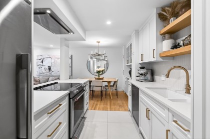 Photo 12 at 108 - 1424 Walnut Street, Kitsilano, Vancouver West