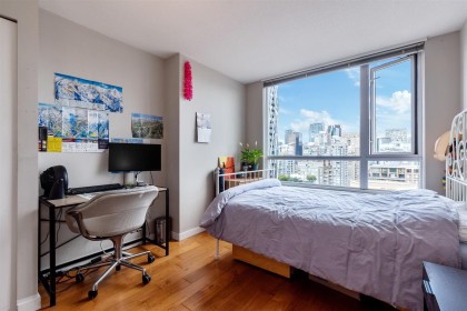 Photo 13 at 2203 - 1188 Richards Street, Yaletown, Vancouver West