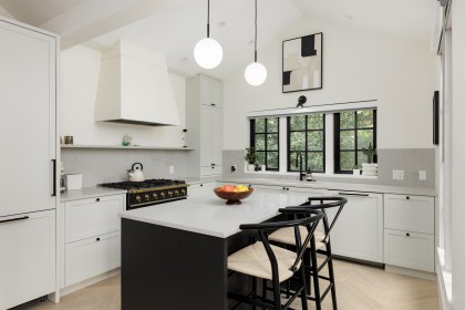 Photo 2 at 2502 W 33rd Avenue, MacKenzie Heights, Vancouver West