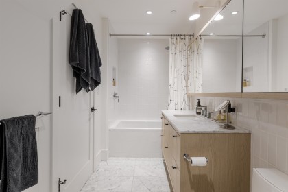 Photo 14 at 2502 W 33rd Avenue, MacKenzie Heights, Vancouver West