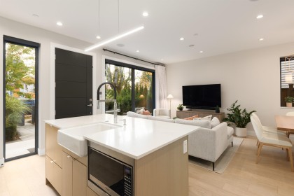 Photo 13 at 2939 W 15th Avenue, Kitsilano, Vancouver West