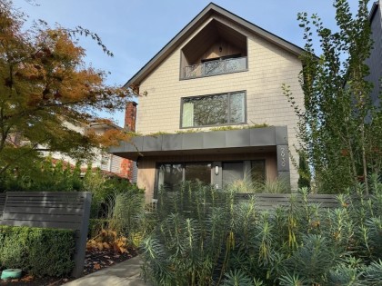 Photo 1 at 2939 W 15th Avenue, Kitsilano, Vancouver West