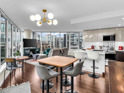 Photo 10 at 704 - 445 W 2nd Avenue, False Creek, Vancouver West