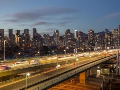 Photo 4 at 704 - 445 W 2nd Avenue, False Creek, Vancouver West