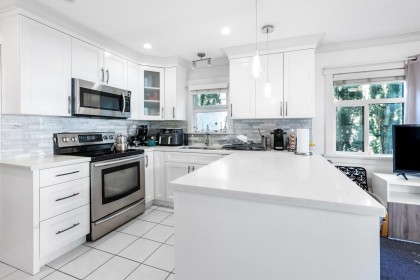 Photo 3 at 38 - 889 Tobruck Avenue, Mosquito Creek, North Vancouver