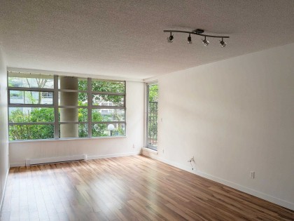 Photo 3 at 102 - 1225 Barclay Street, West End VW, Vancouver West