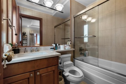 Photo 16 at 1155 W 54th Avenue, South Granville, Vancouver West