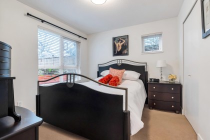 Photo 3 at 102 - 736 W 14th Avenue, Fairview VW, Vancouver West