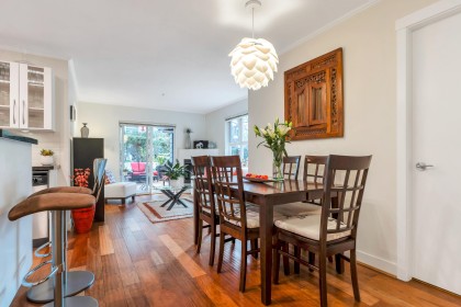 Photo 9 at 102 - 736 W 14th Avenue, Fairview VW, Vancouver West