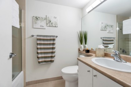 Photo 25 at 102 - 736 W 14th Avenue, Fairview VW, Vancouver West