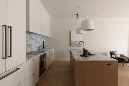 Photo 4 at 2 - 3449 W 22nd Avenue, Dunbar, Vancouver West