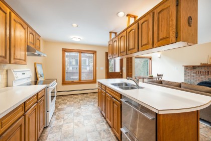 Photo 8 at 4548 W 7th Avenue, Point Grey, Vancouver West