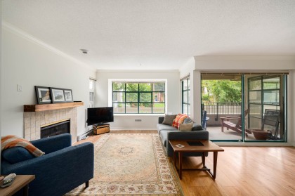 Photo 6 at 205 - 3788 W 8th Avenue, Point Grey, Vancouver West