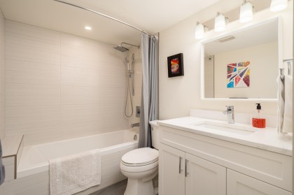 Photo 12 at 205 - 3788 W 8th Avenue, Point Grey, Vancouver West