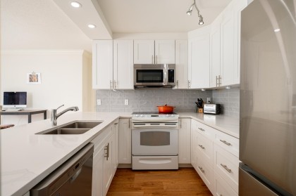 Photo 11 at 205 - 3788 W 8th Avenue, Point Grey, Vancouver West