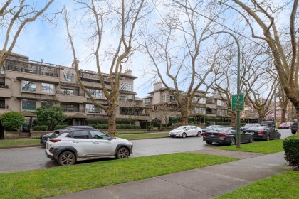 Photo 25 at 205 - 3788 W 8th Avenue, Point Grey, Vancouver West