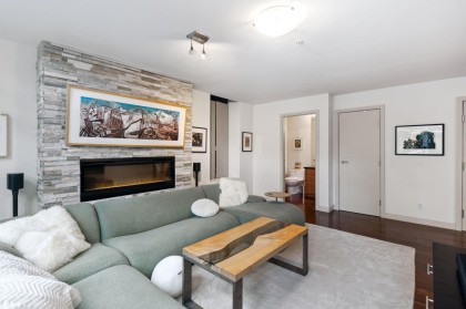 Photo 4 at TH12 - 1233 W Cordova Street, Coal Harbour, Vancouver West