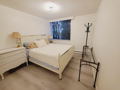 Photo 7 at 503 - 1785 Esquimalt Avenue, Ambleside, West Vancouver