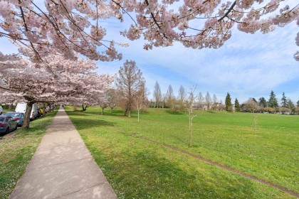 Photo 2 at 322 W 62nd Avenue, Marpole, Vancouver West