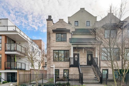 Photo 5 at 322 W 62nd Avenue, Marpole, Vancouver West