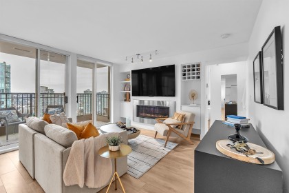 Photo 4 at 2504 - 969 Richards Street, Downtown VW, Vancouver West