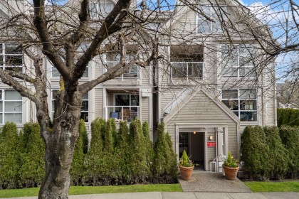 Photo 23 at 204 - 3168 Laurel Street, Fairview VW, Vancouver West