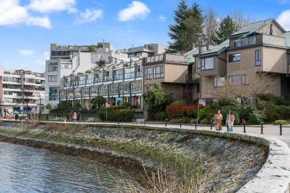 Photo 28 at 204 - 3168 Laurel Street, Fairview VW, Vancouver West