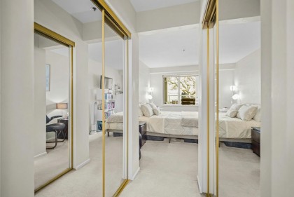 Photo 14 at 204 - 3168 Laurel Street, Fairview VW, Vancouver West