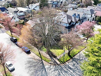 Photo 3 at 4402 W 12th Avenue, Point Grey, Vancouver West