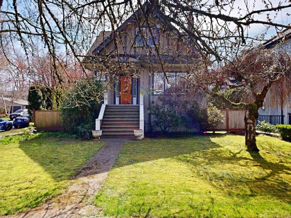 Photo 4 at 4402 W 12th Avenue, Point Grey, Vancouver West