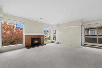 Photo 1 at 306 - 1260 W 10th Avenue, Fairview VW, Vancouver West