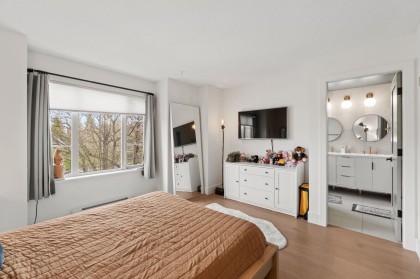 Photo 14 at 2561 East Mall, University VW, Vancouver West