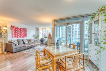 Photo 9 at 501 - 1189 Melville Street, Coal Harbour, Vancouver West