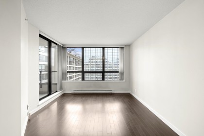 Photo 11 at 1615 - 938 Smithe Street, Downtown VW, Vancouver West