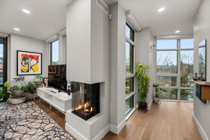 Photo 4 at 401 - 2687 Maple Street, Kitsilano, Vancouver West