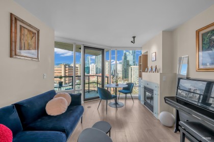 Photo 10 at 1501 - 1003 Burnaby Street, West End VW, Vancouver West