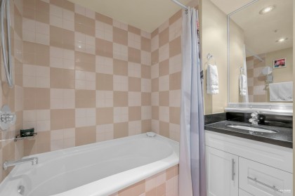 Photo 19 at 1501 - 1003 Burnaby Street, West End VW, Vancouver West