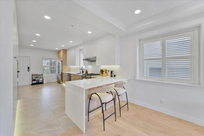 Photo 13 at 817 W 60th Avenue, Marpole, Vancouver West