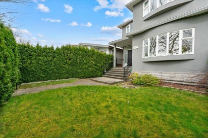 Photo 3 at 817 W 60th Avenue, Marpole, Vancouver West