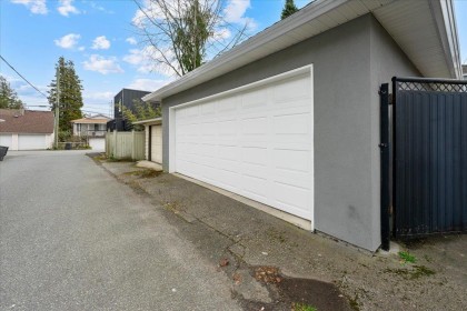 Photo 40 at 817 W 60th Avenue, Marpole, Vancouver West