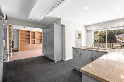 Photo 10 at 6297 Mackenzie Street, Kerrisdale, Vancouver West