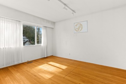 Photo 19 at 6297 Mackenzie Street, Kerrisdale, Vancouver West