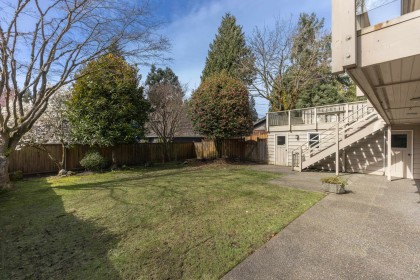 Photo 4 at 6297 Mackenzie Street, Kerrisdale, Vancouver West