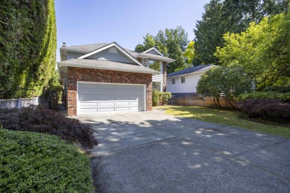 Photo 3 at 2063 W 47th Avenue, Kerrisdale, Vancouver West