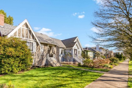 Photo 3 at 2861 W 15th Avenue, Kitsilano, Vancouver West