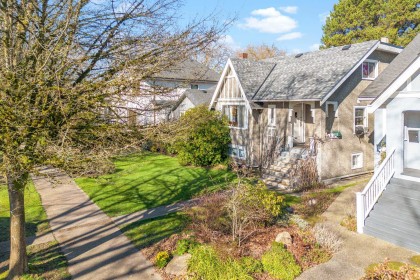 Photo 8 at 2861 W 15th Avenue, Kitsilano, Vancouver West