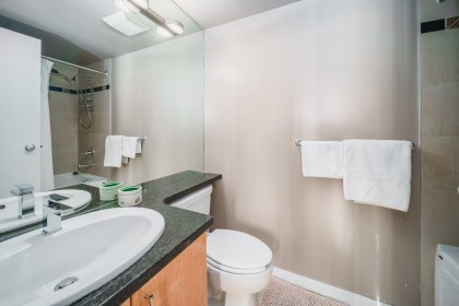 Photo 16 at 1906 - 1077 Marinaside Crescent, Yaletown, Vancouver West